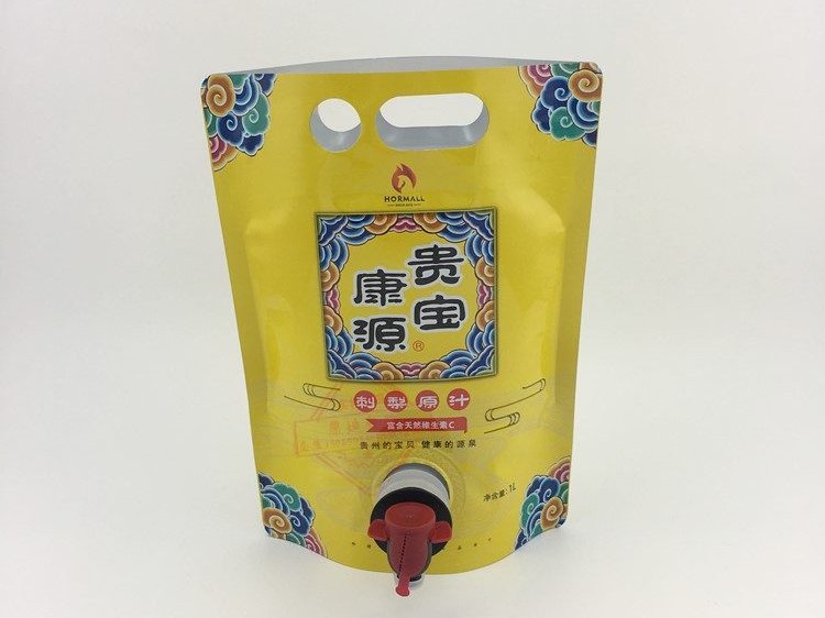 1.5L果汁饮料与纯净水用耐挤压防渗漏铝箔阀门袋